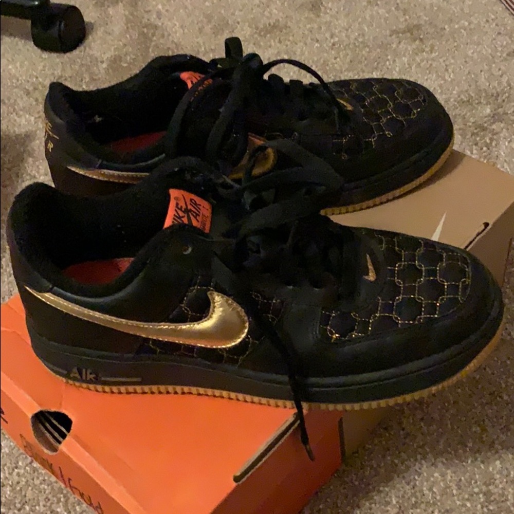 Nike women’s Air Force one size 8.5